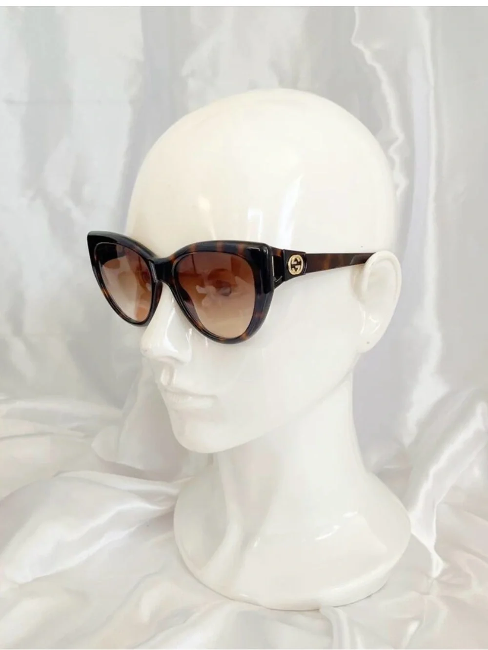 Gucci Women’s Tortoiseshell Cat-Eye Sunglasses - Brown
